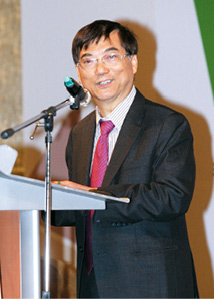 併購論壇籲創造雙贏 吳壽山：讓蟲甘願被鳥吃52348