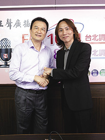 何毅顛覆傳統 以「做勢不做價」為主軸