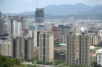 二○一五<a href=