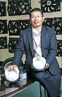 吳碣石帶領<a href=