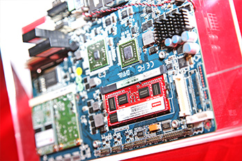 台系電子廠整合風雲起 市場點名面板 LED 太陽能55040