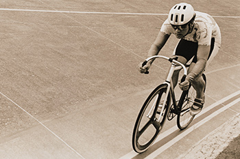 騎鐵馬飆速 學射股鏢術55061