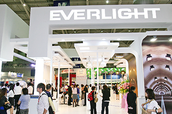 紅潮來襲再一波 ＬＥＤ封裝廠改用<a href=