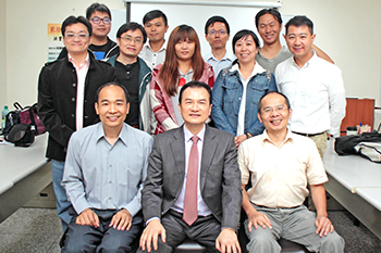 走進校園 跟著世界潮流實現<a href=