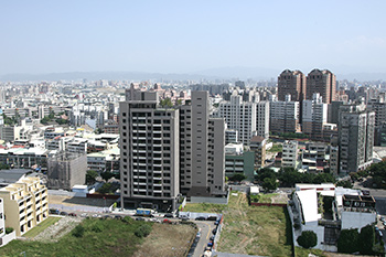 信義房屋也前進大馬 上千億資金外流 海外交易安全上發條55400