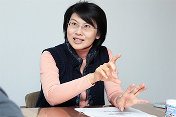 專訪立法委員<a href=