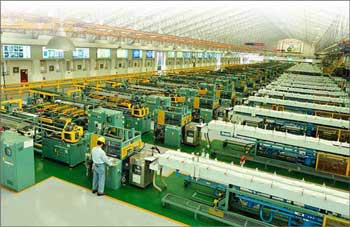 一例一休  加速生產線自動化  關燈工廠  帶動供應鏈大爆發57851