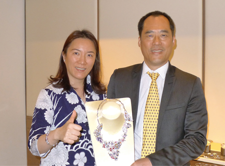 資本市場鑲鑽 <a href=