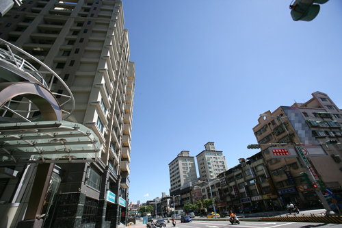 新舊多空對決 民眾買屋議價空間大62112