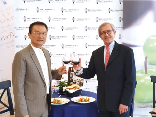 邁向頂級廚藝全球通行證 高餐藍帶 實現你的開店夢